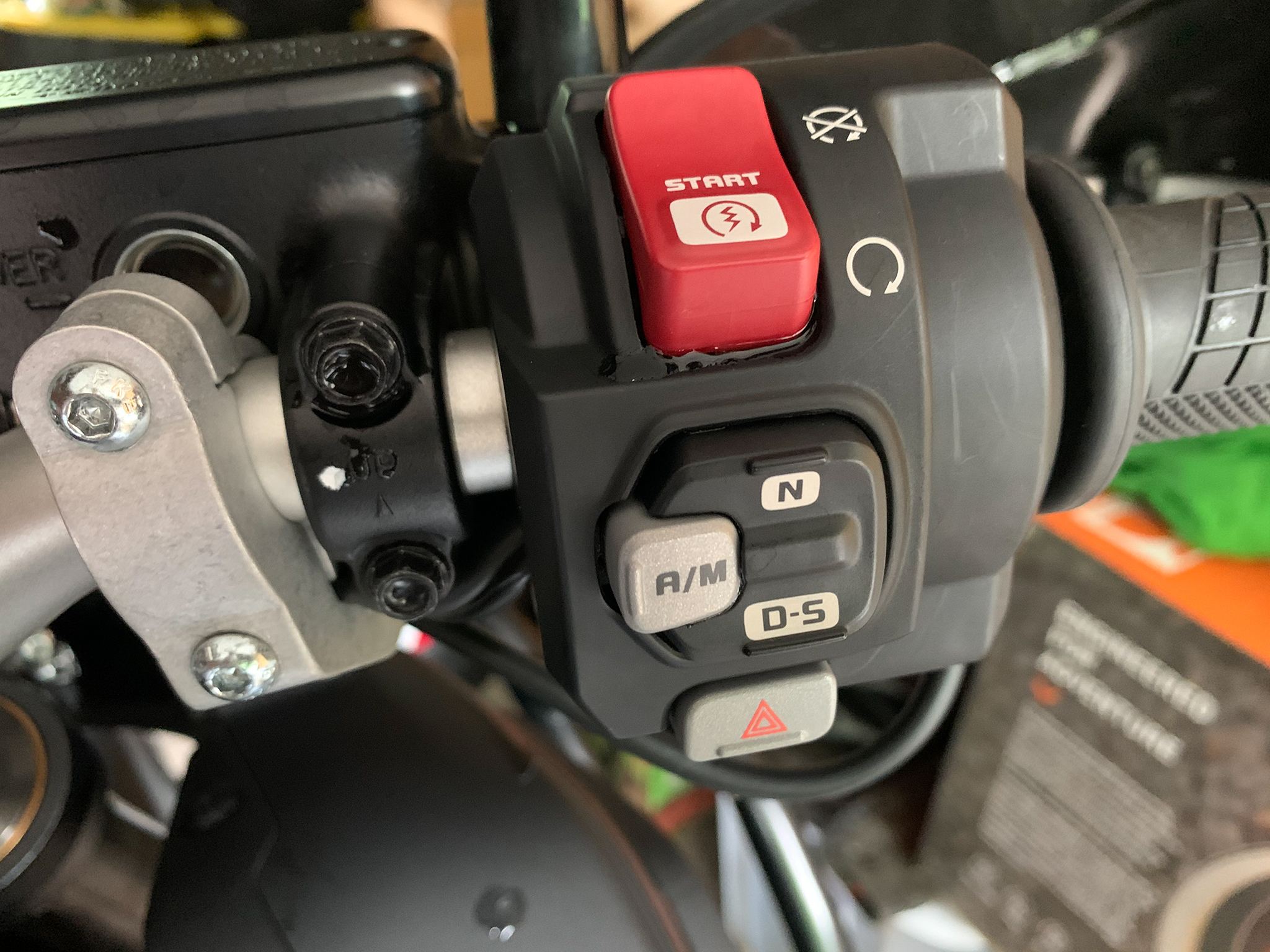 2018 africa twin dct